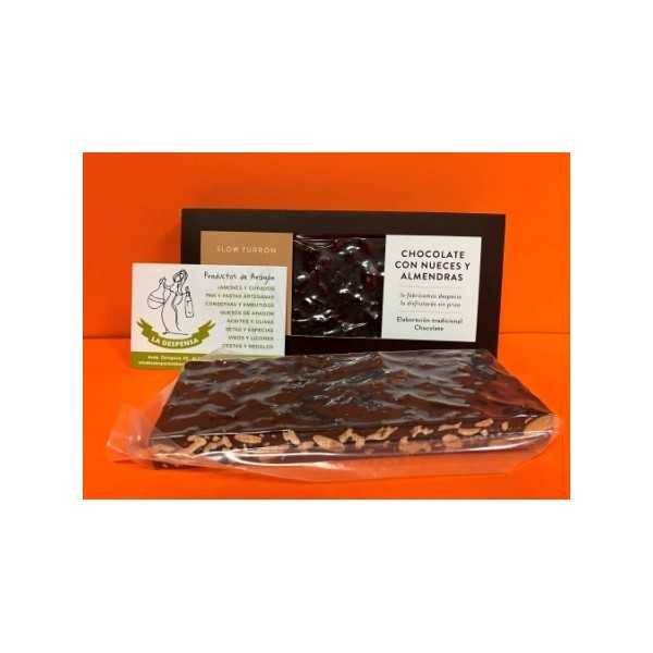 Turrón Chocolate con Nueces y Almendras