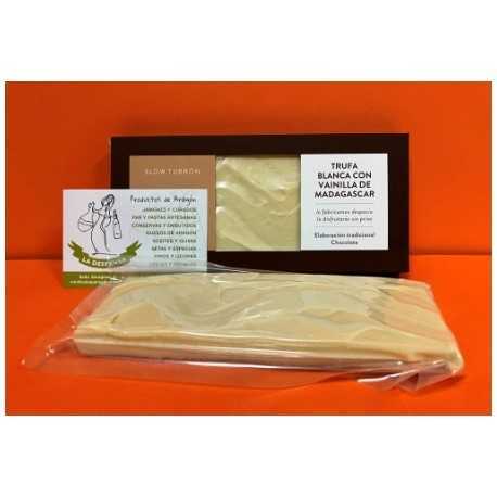 Turrón Trufa Blanca con Vainilla de Madagascar Turrón Trufa Blanca con Vainilla de Madagascar